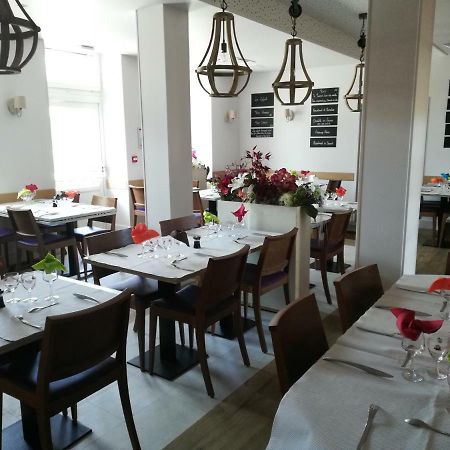 Hotel De La Poste Chez Cecile La Grande-Verriere  Екстер'єр фото
